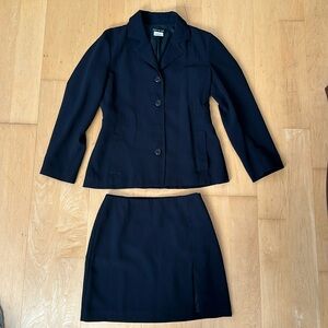 Esprit de Corp skirt and jacket suit.